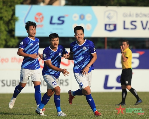 Huấn luyện viên Võ Đình Tân: “Khánh Hòa FC luôn thi đấu vì người hâm mộ”
